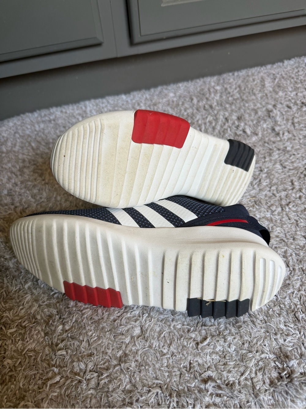 Adidas Blue White Reds sneakers - Picture 6 of 6